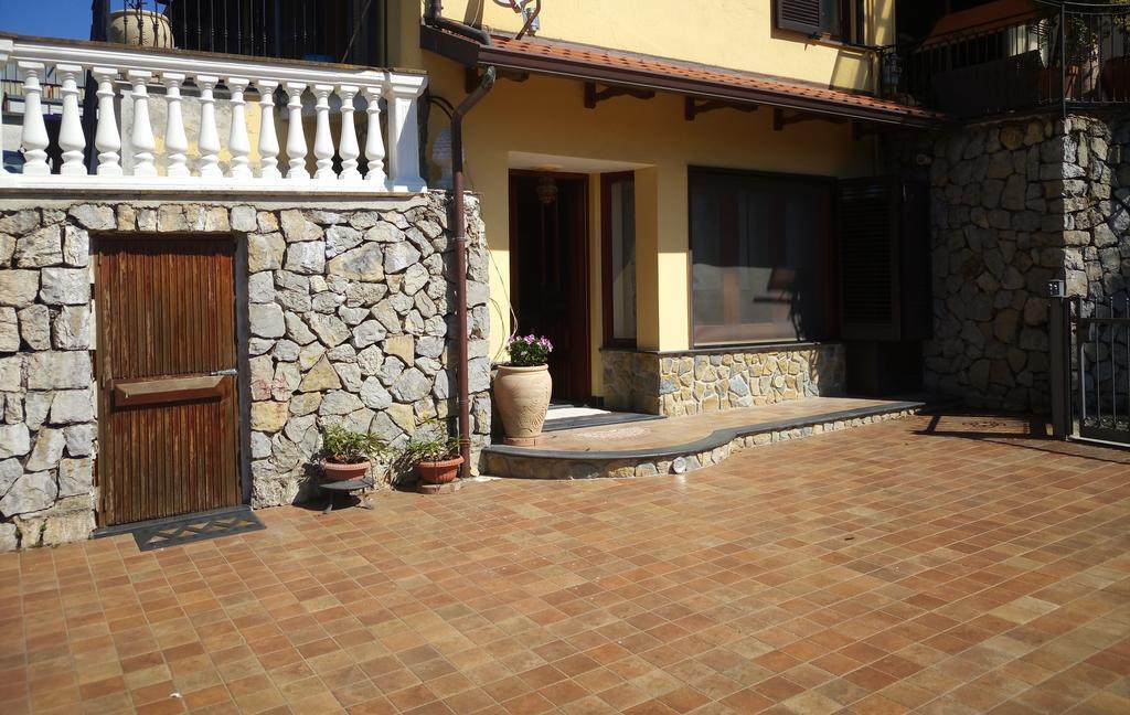 Villa Le Giare Ospitalita Diffusa Agerola Exteriör bild